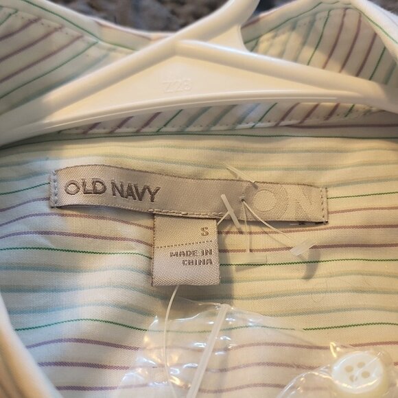 Old Navy NWT button-down shirt size small - Picture 3 of 6
